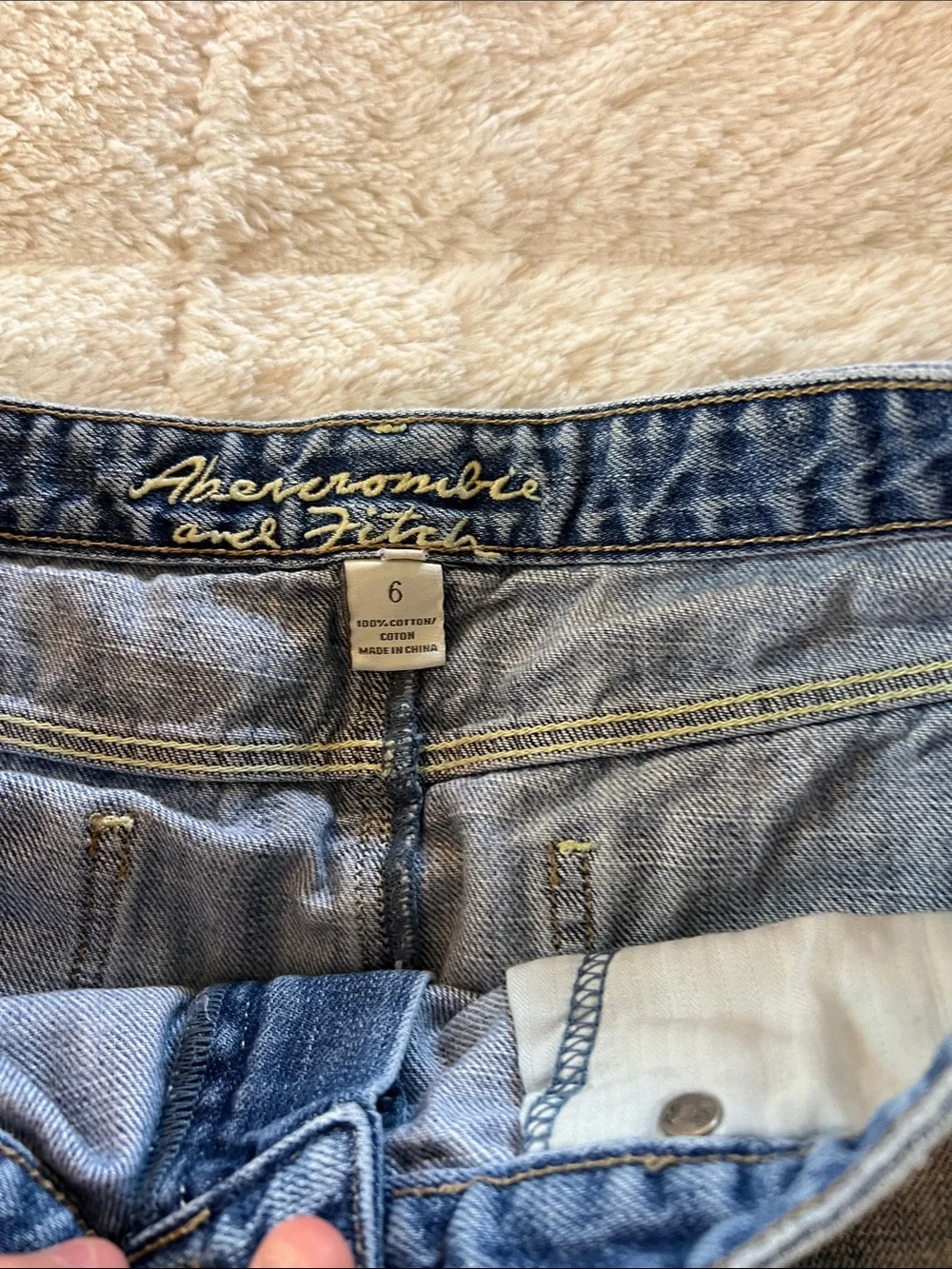 Abercrombie & Fitch size vintage